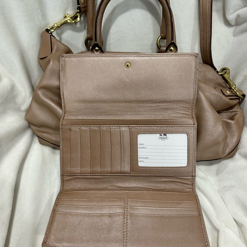Coach Tan Leather Shoulder Bag and Wallet - Picture 2 of 8
